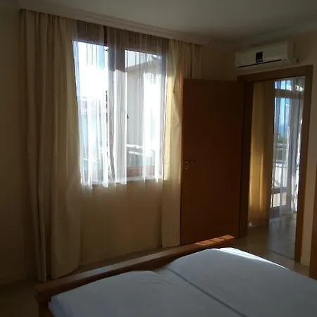 Santa Marina Village,211-40,411-42,411-43 Appartement